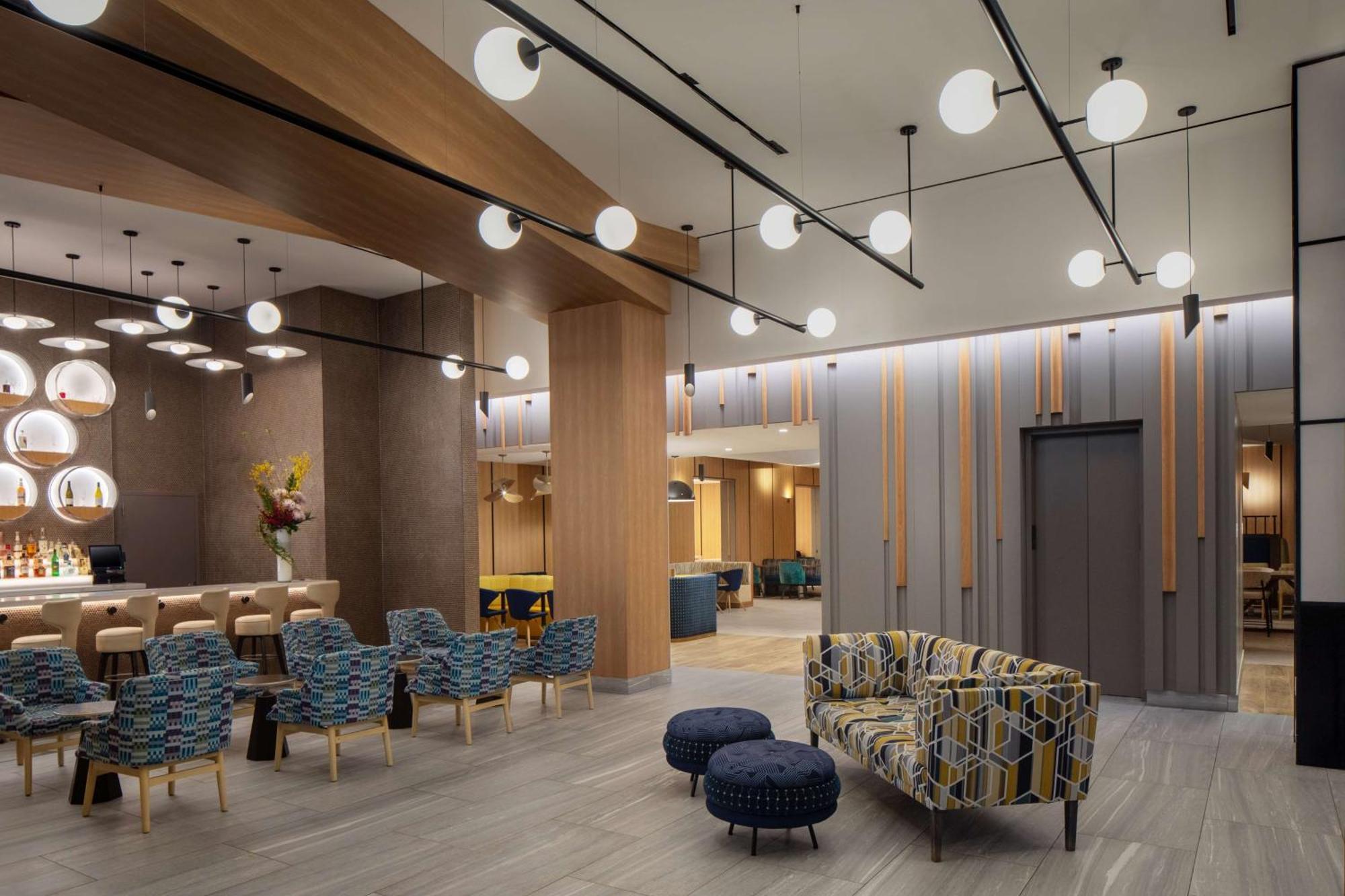 Hampton Inn By Hilton New York Times Square Экстерьер фото